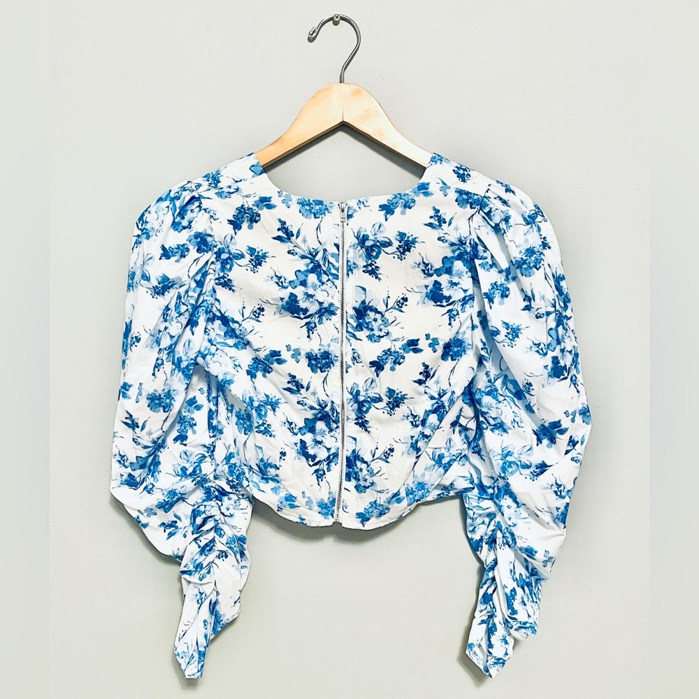 Boohoo Blue Floral Puff Sleeve Blouse - Picture 4 of 6
